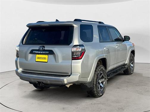 2024 Toyota 4Runner TRD Off Road