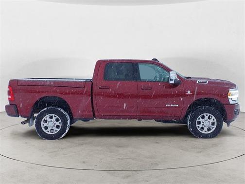 2023 RAM 2500 Laramie Crew Cab 4x4 6'4' Box