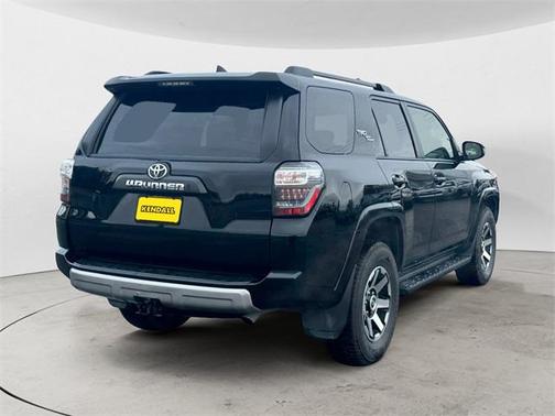 2024 Toyota 4Runner TRD Off Road