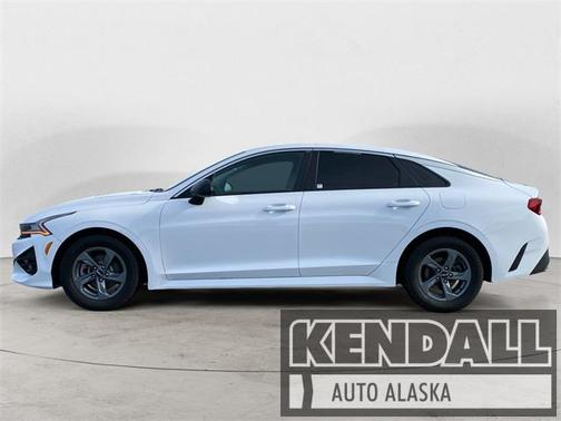 2022 Kia K5 LX