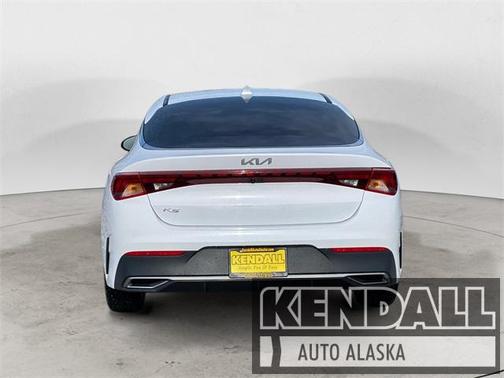 2022 Kia K5 LX
