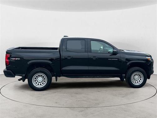 2025 Chevrolet Colorado WT