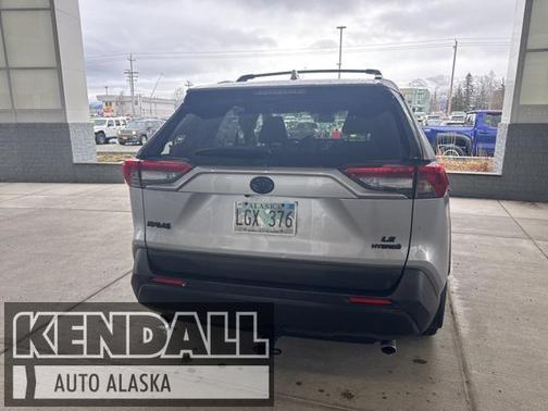2022 Toyota RAV4 Hybrid LE