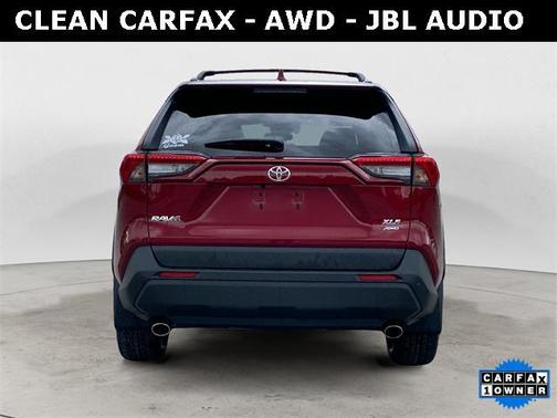 2020 Toyota RAV4 XLE Premium