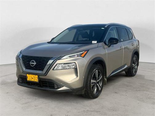 2022 Nissan Rogue SL