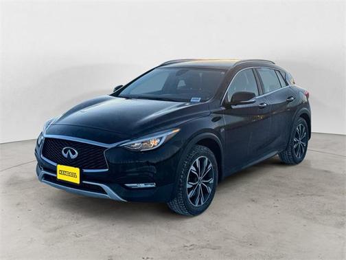 2018 INFINITI QX30 Premium