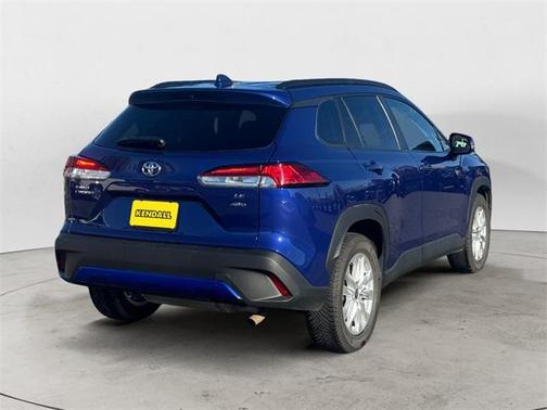 2024 Toyota Corolla Cross LE