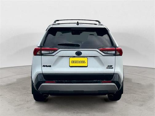 2023 Toyota RAV4 Hybrid SE