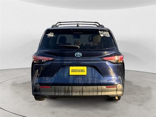 2021 Toyota Sienna XLE 7 Passenger