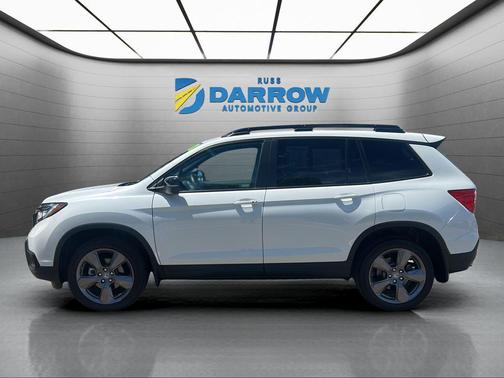 White Diamond Pearl 2019 Honda Passport Touring