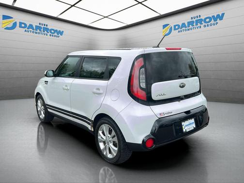 Clear White 2016 Kia Soul +