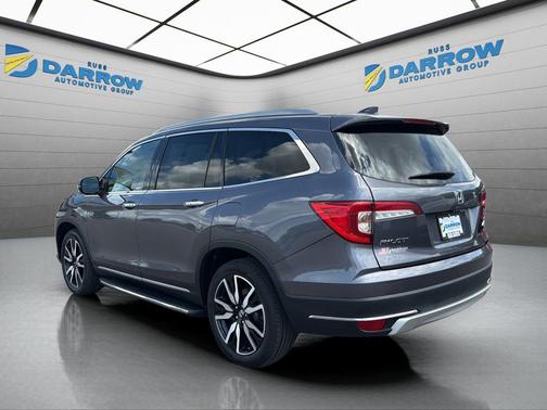 Modern Steel Metallic 2019 Honda Pilot Touring 8-Passenger