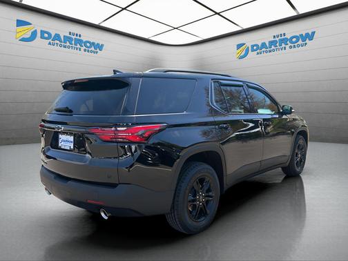 Mosaic Black Metallic 2023 Chevrolet Traverse LT Leather