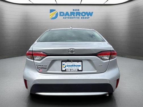 Classic Silver Metallic 2021 Toyota Corolla LE