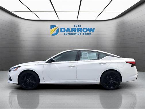 2022 Nissan Altima SR FWD