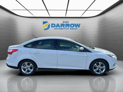 Oxford White 2014 Ford Focus SE