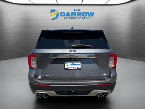 Carbonized Gray Metallic 2021 Ford Explorer Platinum