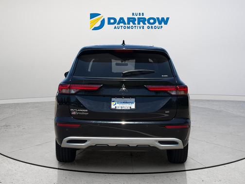 Labrador Black Pearl 2024 Mitsubishi Outlander SE S-AWC