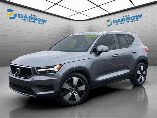 2019 Volvo XC40 T5 Momentum