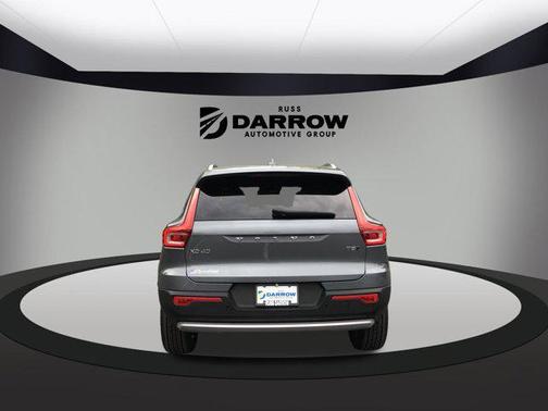 2019 Volvo XC40 T5 Momentum