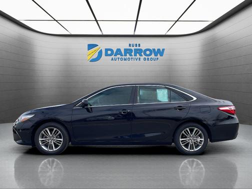 Midnight Black Metallic 2016 Toyota Camry SE