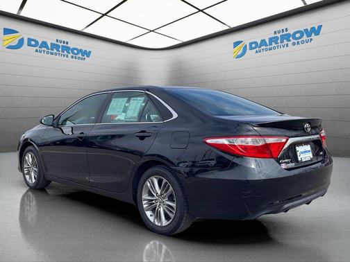 Midnight Black Metallic 2016 Toyota Camry SE