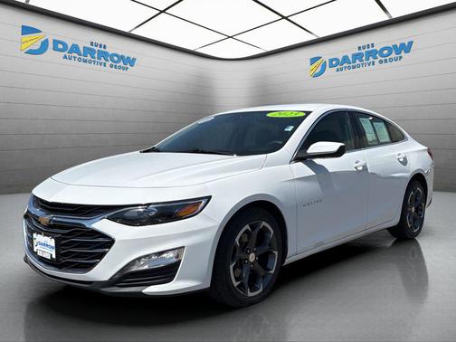 Summit White 2023 Chevrolet Malibu FWD 1LT