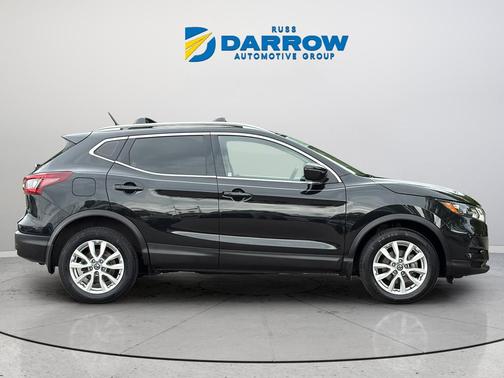 Magnetic Black Pearl 2020 Nissan Rogue Sport SV