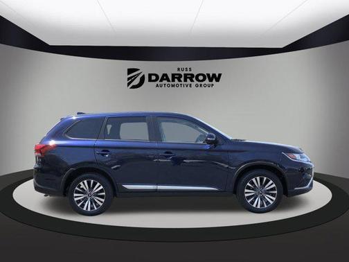 2020 Mitsubishi Outlander SE
