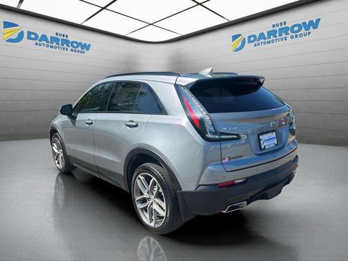 Argent Silver Metallic 2023 Cadillac XT4 Sport