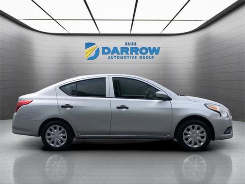 2019 Nissan Versa 1.6 S+