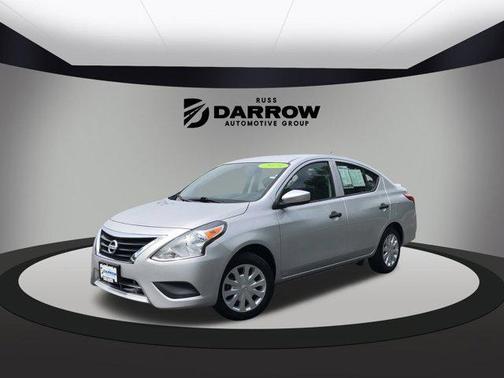 2019 Nissan Versa 1.6 S+
