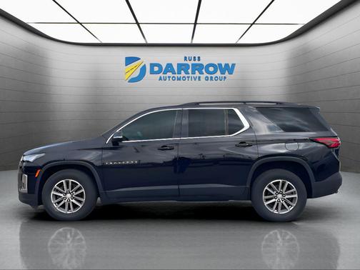 Mosaic Black Metallic 2023 Chevrolet Traverse LT Cloth