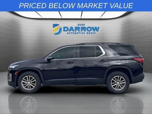 Mosaic Black Metallic 2023 Chevrolet Traverse LT Cloth