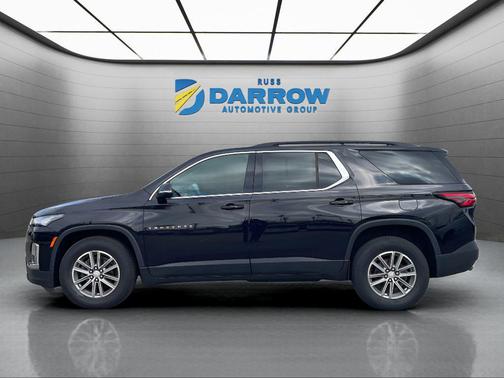 Mosaic Black Metallic 2023 Chevrolet Traverse LT Cloth