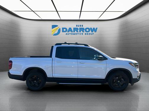 Platinum White Pearl 2023 Honda Ridgeline Black