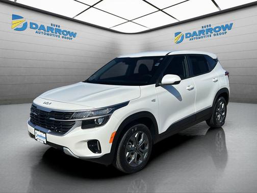 Snow White Pearl 2026 Kia Seltos LX