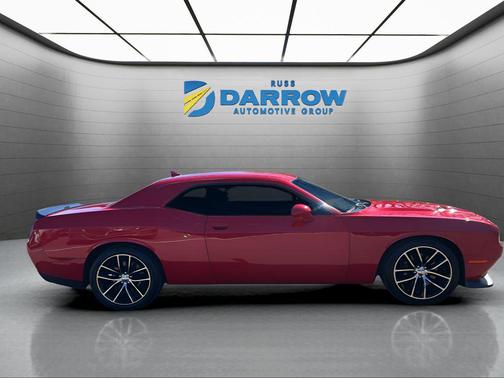 Redline Red Tricoat Pearl 2016 Dodge Challenger R/T Scat Pack