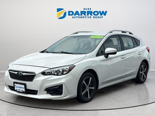 Crystal White Pearl 2019 Subaru Impreza 2.0i Premium