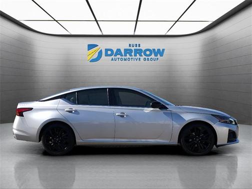 2023 Nissan Altima SR FWD