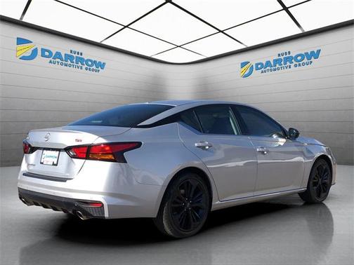 2023 Nissan Altima SR FWD
