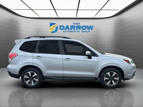 Ice Silver Metallic 2018 Subaru Forester 2.5i Premium