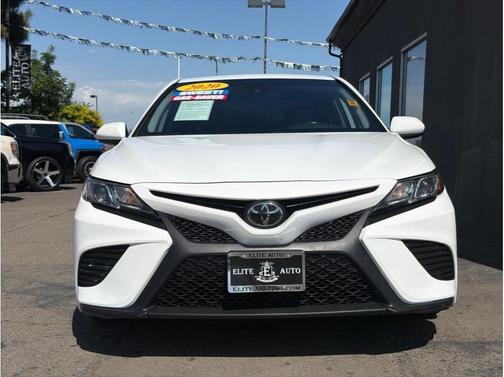 White 2020 Toyota Camry SE