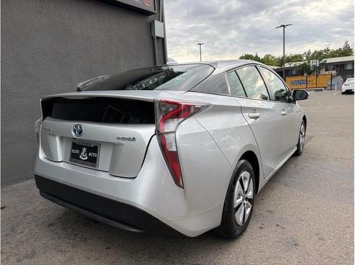 Silver 2016 Toyota Prius Three