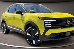 2t Ylw Blk Roof 2025 Nissan Kicks SR