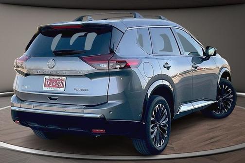 2025 Nissan Rogue Platinum