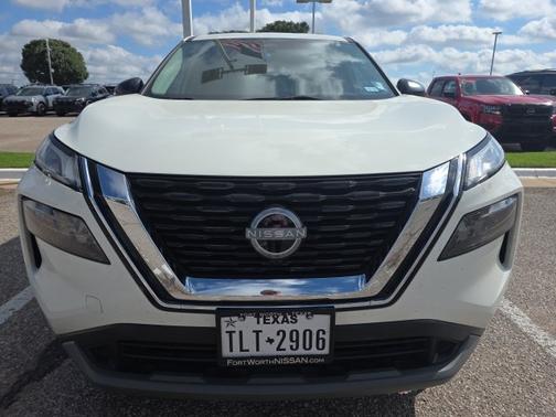 Glacier White 2023 Nissan Rogue S