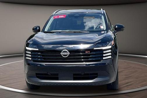 Super Black 2025 Nissan Kicks SR