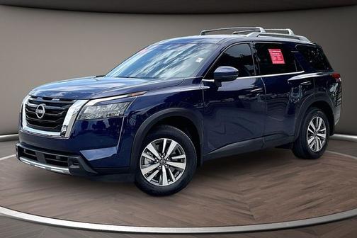 Deep Ocean Blue 2025 Nissan Pathfinder SL