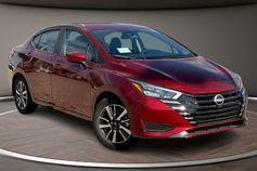 Scarlet Ember 2025 Nissan Versa 1.6 SV
